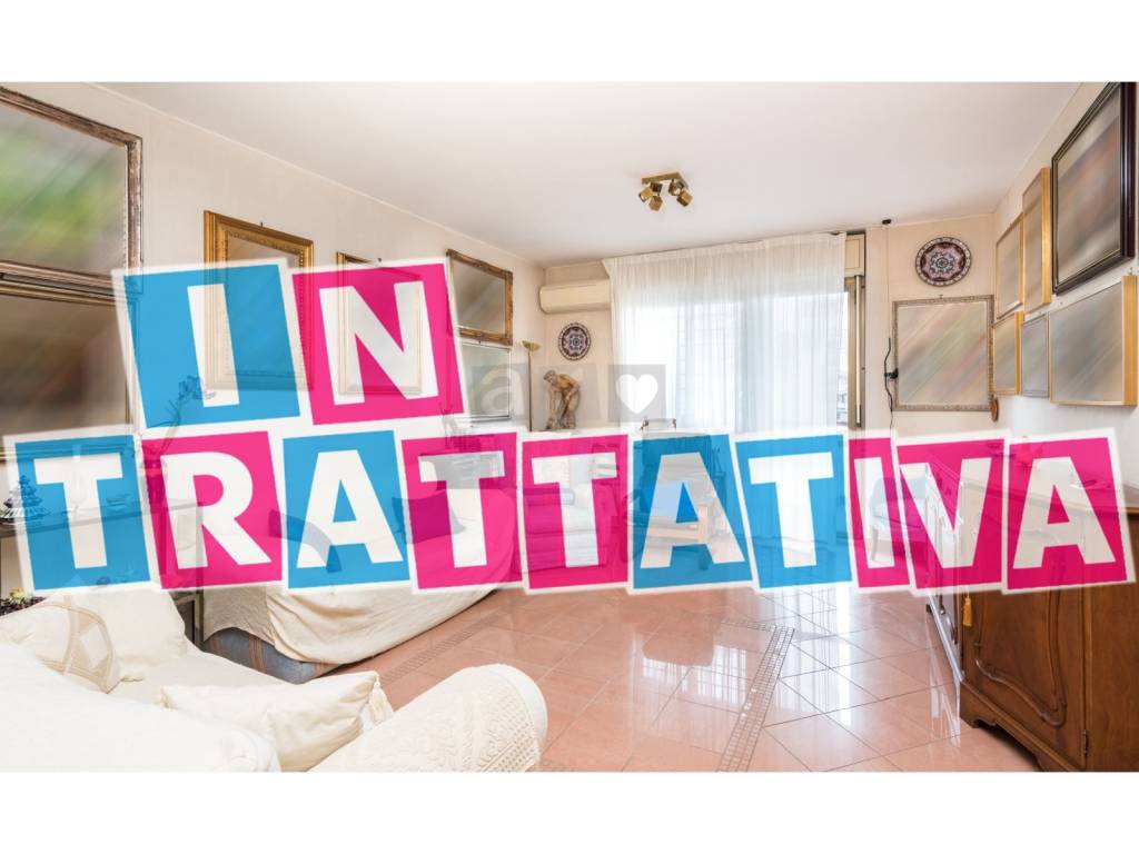 appartamento in vendita a Roma in zona Ardeatino