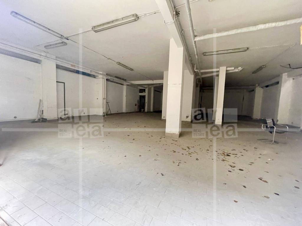locale di sgombero in vendita a Roma