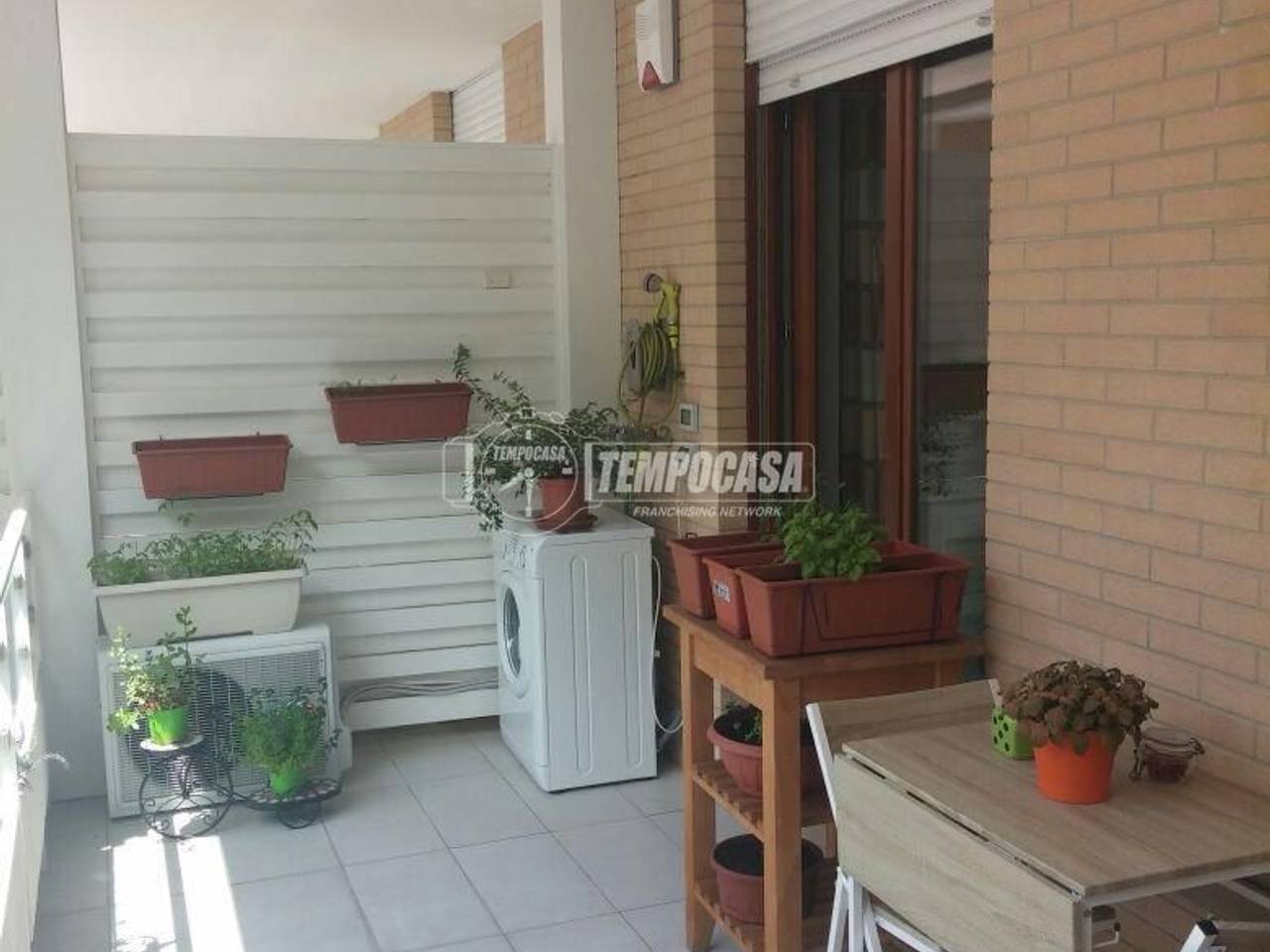 appartamento in vendita a Roma in zona Ostiense