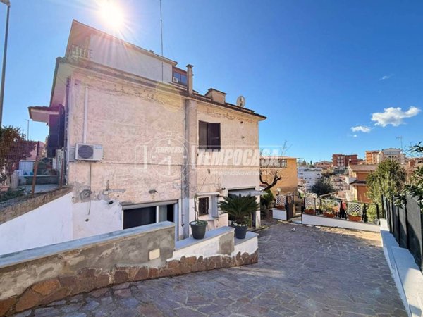 casa indipendente in vendita a Roma in zona Trionfale