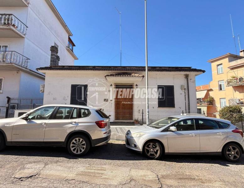 casa indipendente in vendita a Roma in zona Ottavia