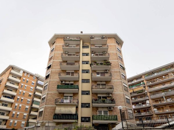 appartamento in vendita a Roma in zona Portuense