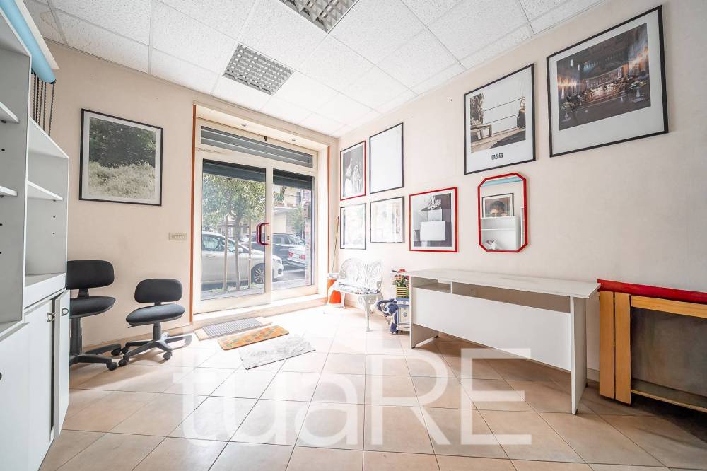 negozio in vendita a Roma in zona Monte Sacro/Talenti