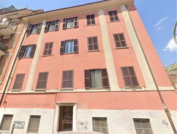 appartamento in vendita a Roma in zona Tuscolano