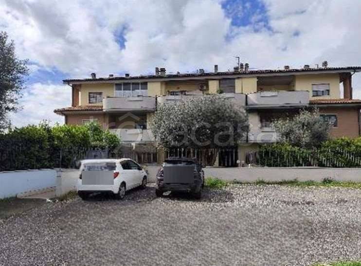 appartamento in vendita a Roma in zona Finocchio