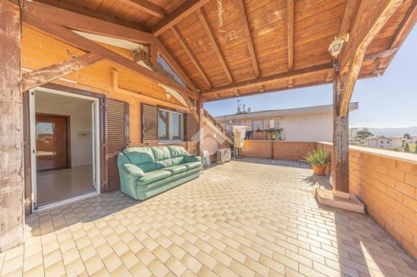 appartamento in vendita a Roma in zona Castelverde