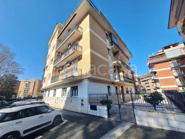 appartamento in vendita a Roma in zona Collatino