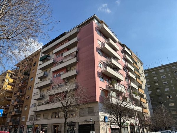 appartamento in vendita a Roma in zona Portuense