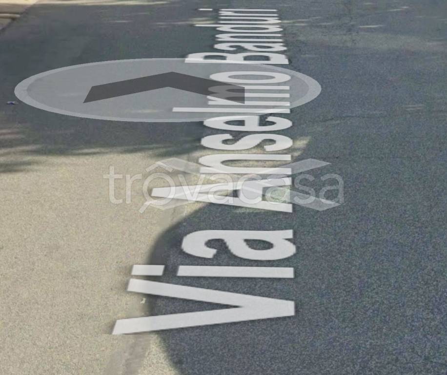 appartamento in vendita a Roma in zona Ostia Antica