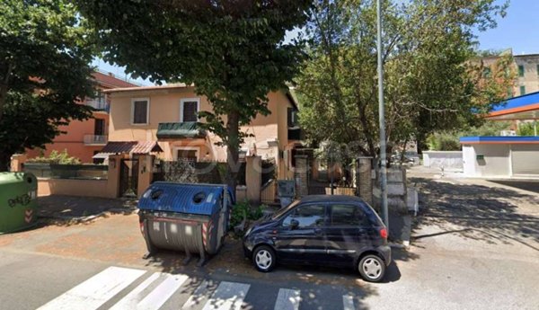 appartamento in vendita a Roma in zona Prenestino-Centocelle