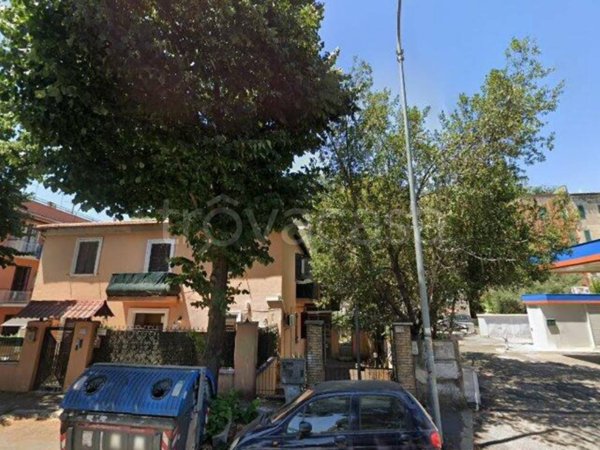 appartamento in vendita a Roma in zona Prenestino-Centocelle