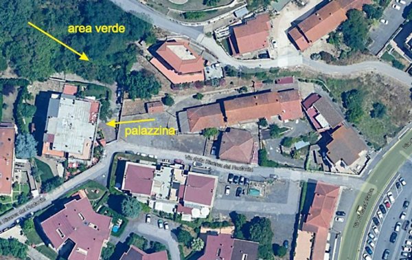 appartamento in vendita a Roma in zona Pantan Monastero