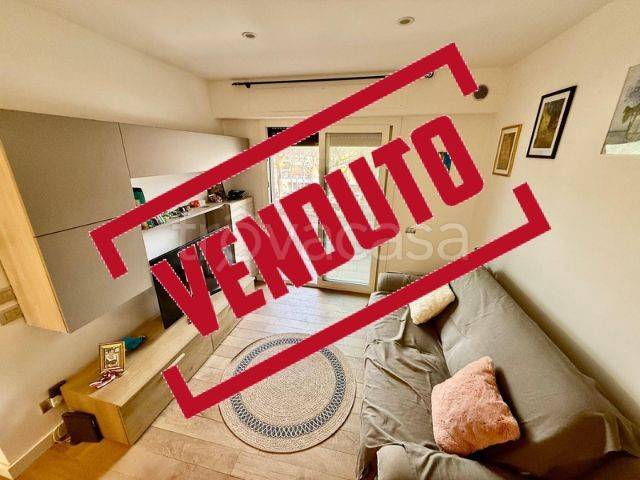 appartamento in vendita a Roma in zona Ostia