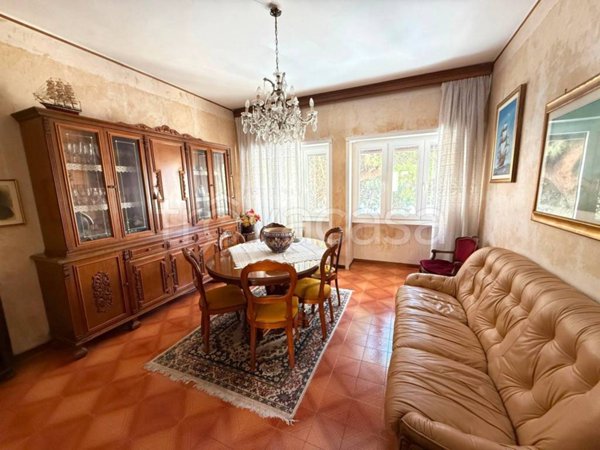 appartamento in vendita a Roma in zona Ostia