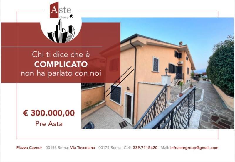 casa indipendente in vendita a Roma in zona Finocchio