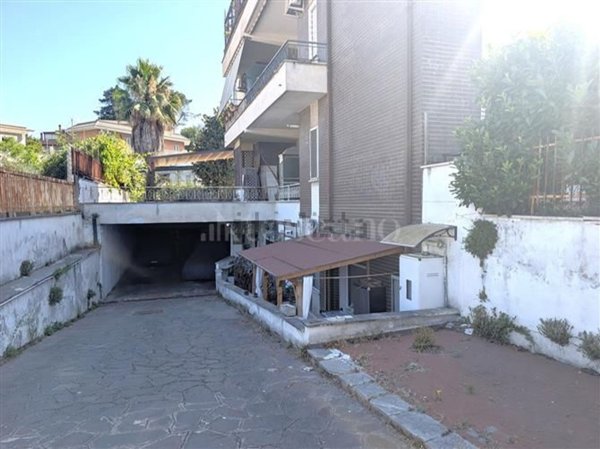 appartamento in vendita a Roma in zona Vitinia