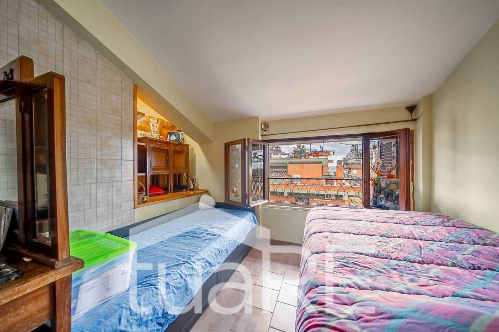 appartamento in vendita a Roma in zona Portuense