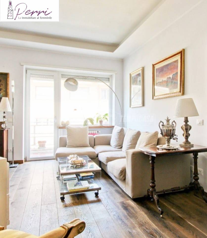 appartamento in vendita a Roma in zona Tomba di Nerone