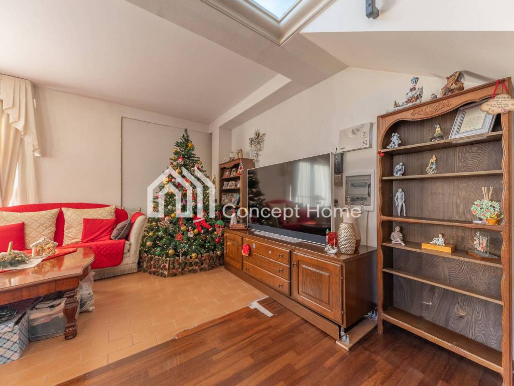 casa indipendente in vendita a Roma in zona Lunghezza
