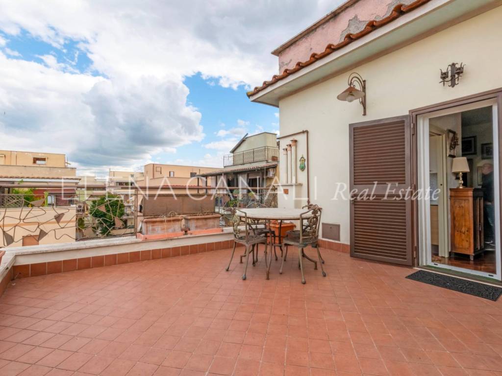 appartamento in vendita a Roma in zona Prenestino-Centocelle