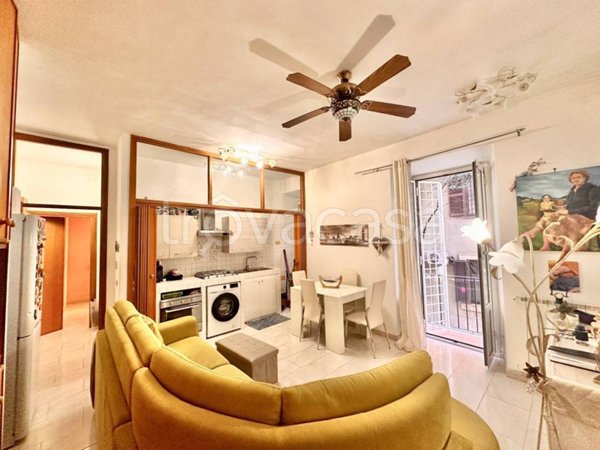 appartamento in vendita a Roma in zona Appio Latino