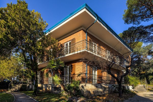 appartamento in vendita a Roma in zona EUR