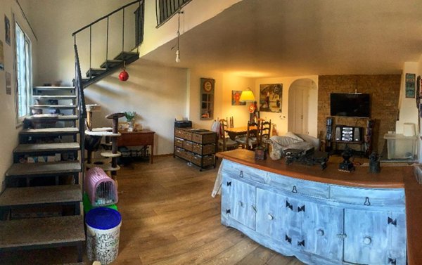 casa indipendente in vendita a Roma in zona Fonte Laurentina