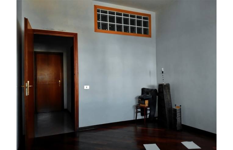 appartamento in vendita a Roma in zona Ardeatino