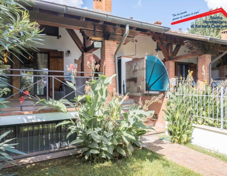 casa indipendente in vendita a Roma in zona Infernetto