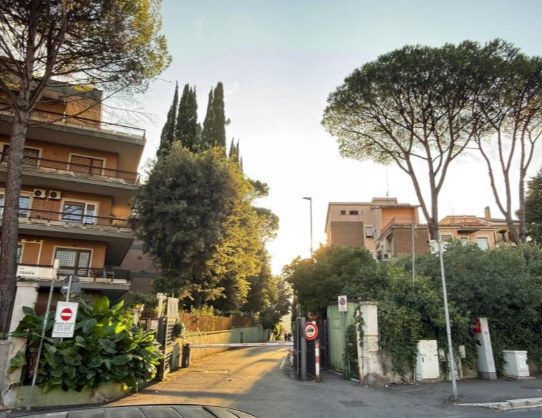 appartamento in vendita a Roma in zona Tor di Quinto