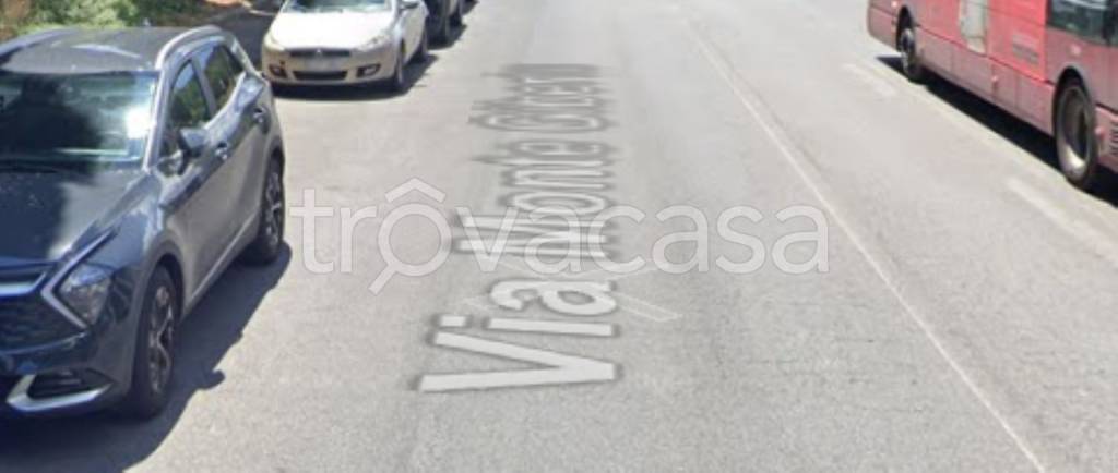 ufficio in vendita a Roma in zona Castel Giubileo
