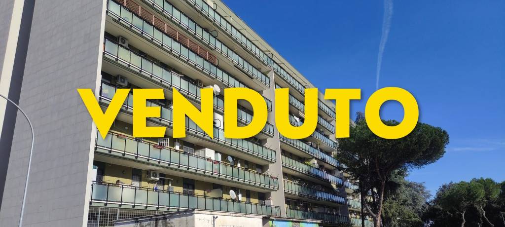 appartamento in vendita a Roma in zona Cinecittà
