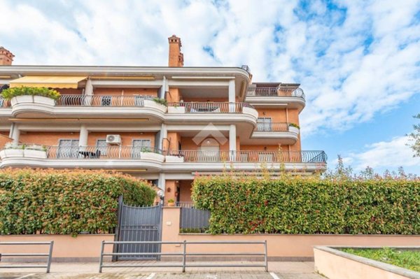 appartamento in vendita a Roma in zona Borghesiana