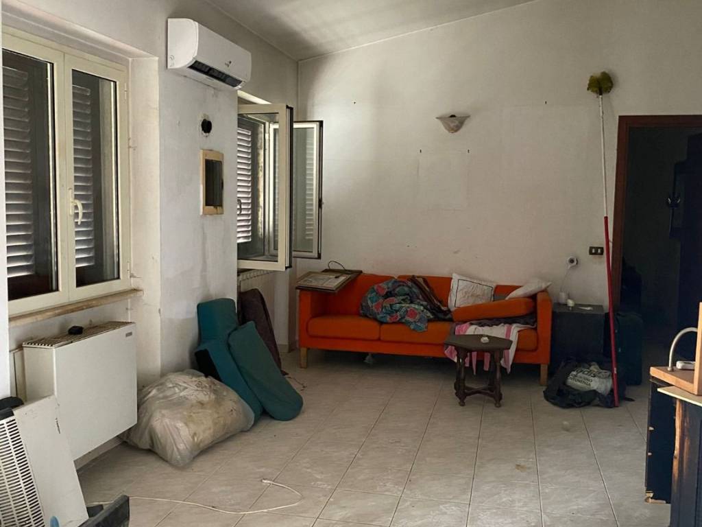 casa indipendente in vendita a Roma in zona Massimina/Casal Lumbroso