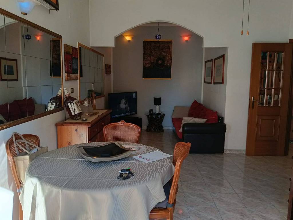 appartamento in vendita a Roma in zona Tor Bella Monaca