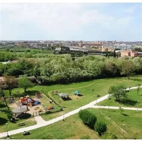 appartamento in vendita a Roma in zona Valle Muricana