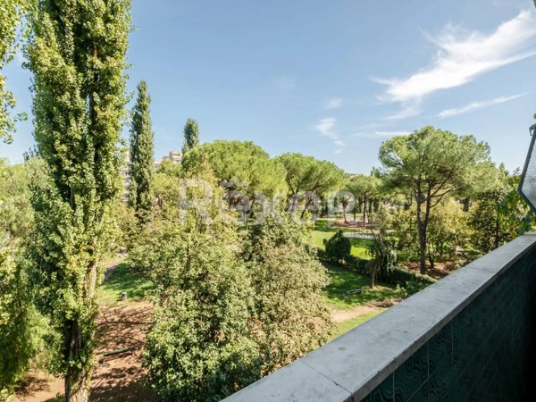 appartamento in vendita a Roma in zona Ardeatino