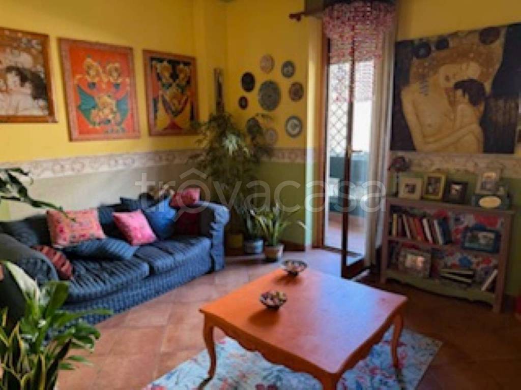 appartamento in vendita a Roma in zona Ostia