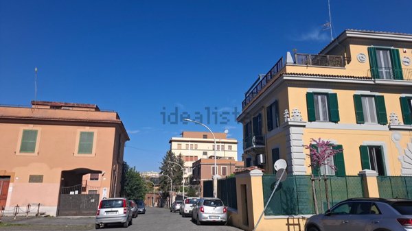 appartamento in vendita a Roma in zona Monte Sacro/Talenti