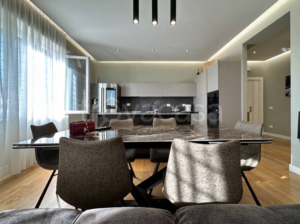 appartamento in vendita a Roma in zona Ponte di Nona