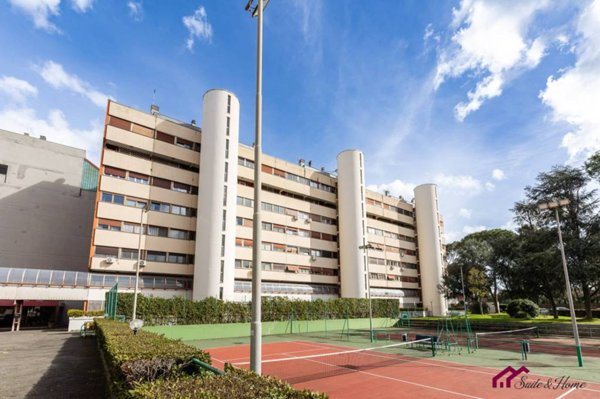 appartamento in vendita a Roma in zona Ardeatino