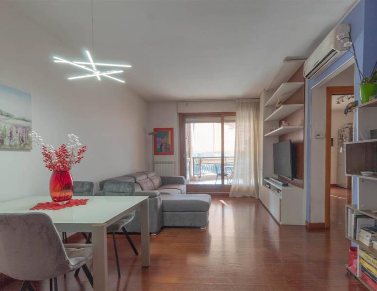 appartamento in vendita a Roma in zona Monte Sacro/Talenti