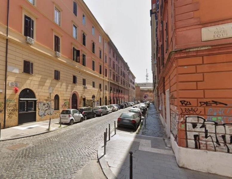 locale commerciale in vendita a Roma in zona Tiburtino