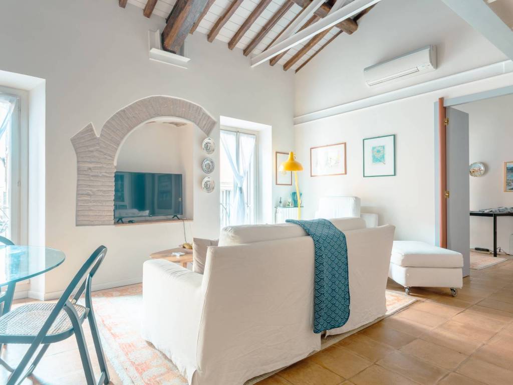 appartamento in vendita a Roma in zona Rione di Ponte