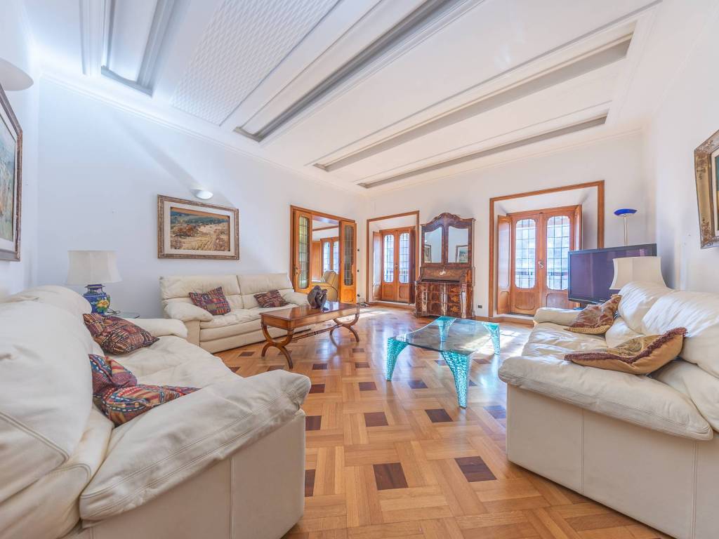 appartamento in vendita a Roma in zona Centro Storico