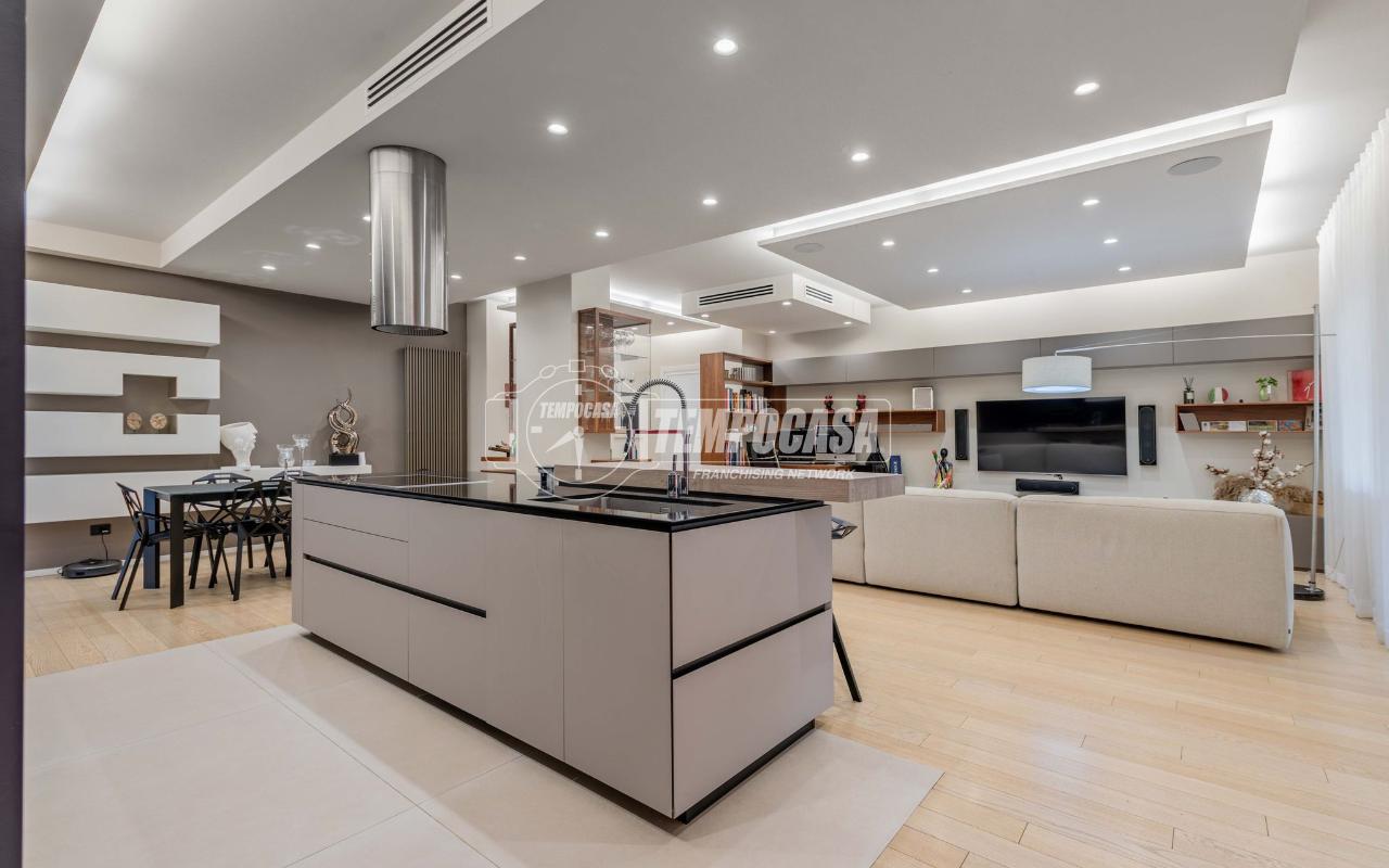 appartamento in vendita a Roma in zona Tor di Valle