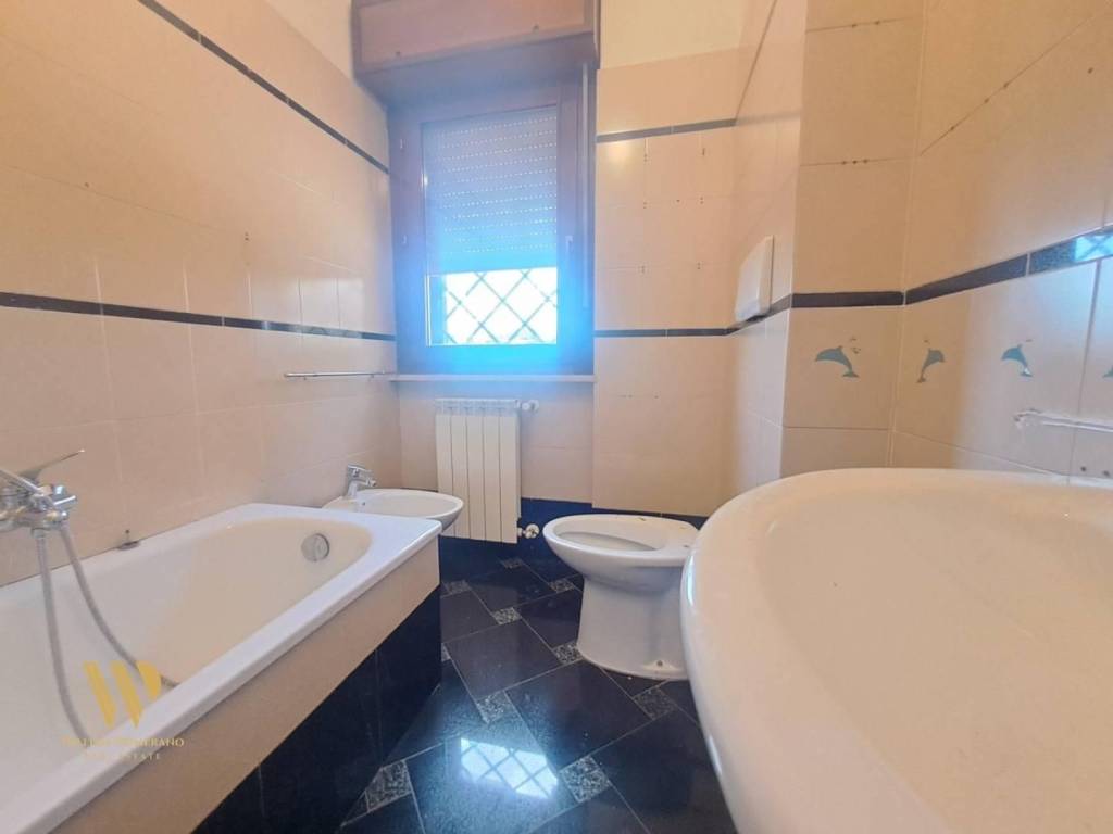appartamento in vendita a Roma in zona Casal Morena