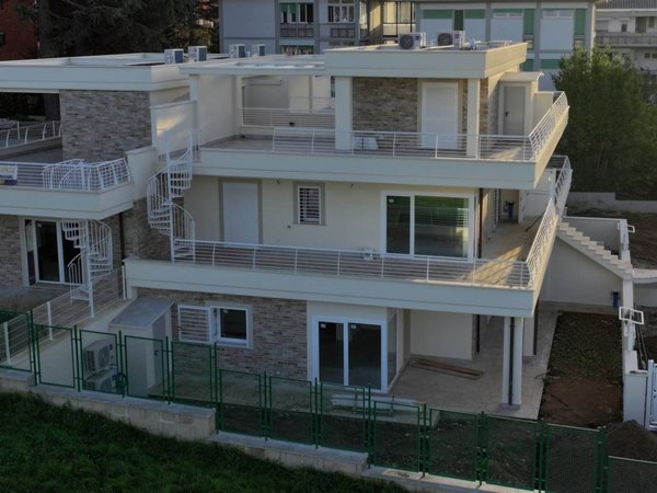 appartamento in vendita a Roma in zona Tor di Quinto