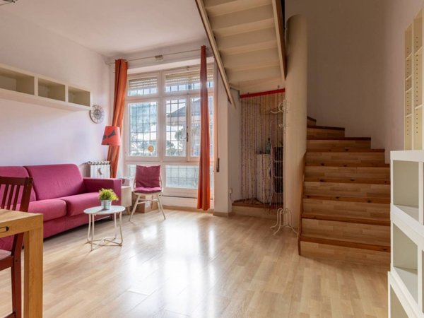 appartamento in vendita a Roma in zona Axa