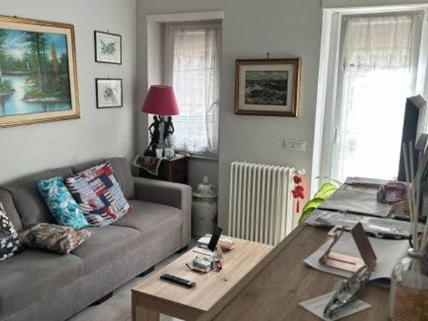 appartamento in vendita a Roma in zona Torre Angela